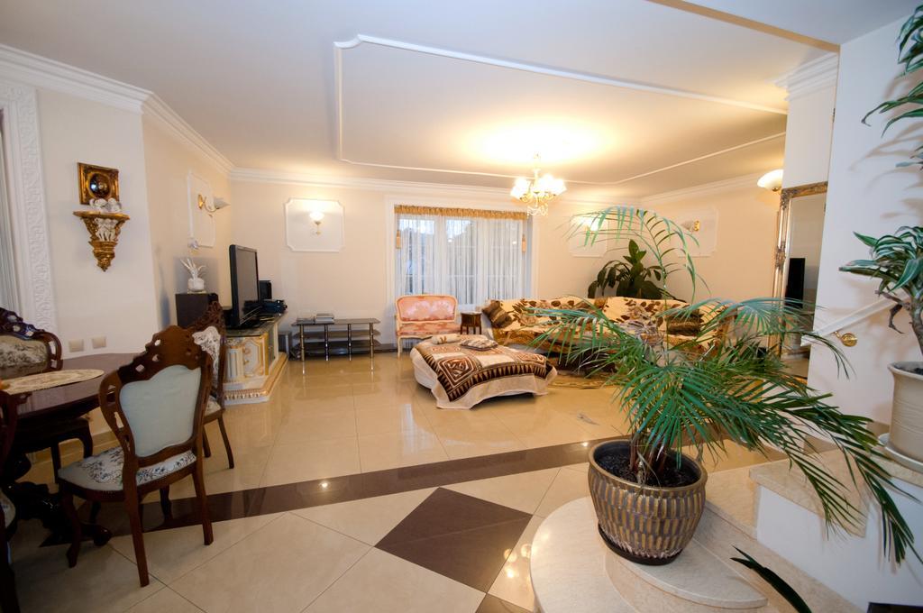 Dom Tulipan Villa Krynica Zdroj Ngoại thất bức ảnh